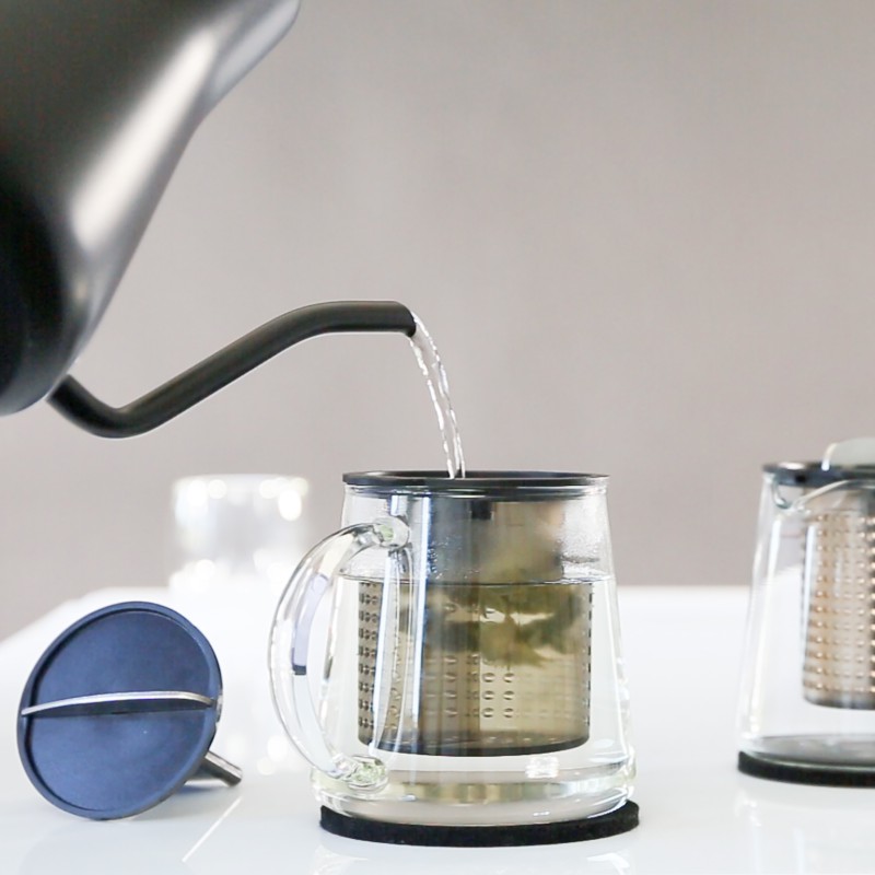 Dzbanek z zaparzaczem Tea Control 1 l czerwony finum Dzbanek z zaparzaczem Tea Control 1 l czerwony finum