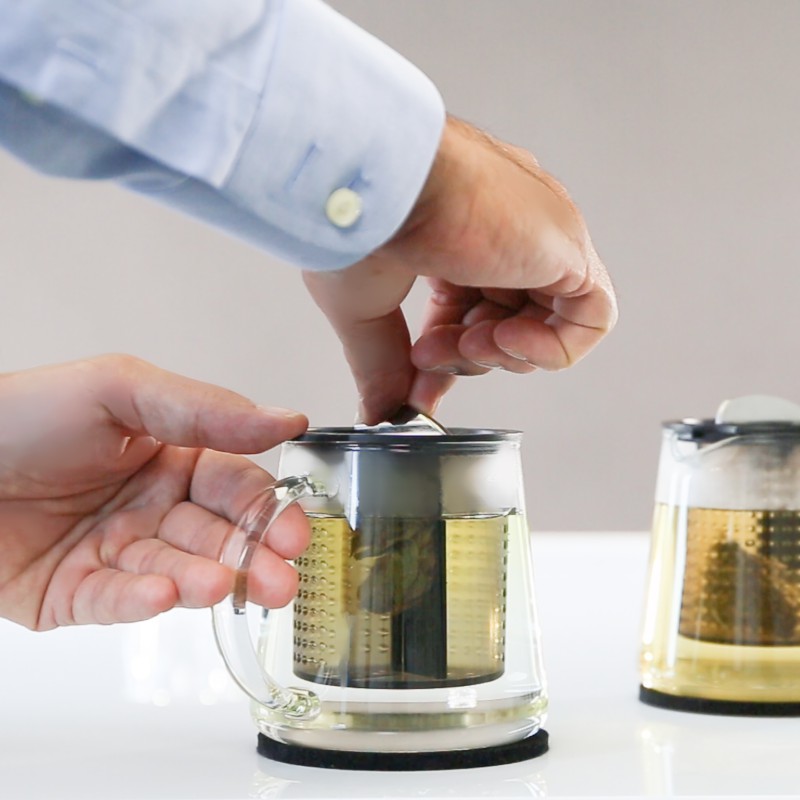 Dzbanek z zaparzaczem Tea Control 1 l czerwony finum Dzbanek z zaparzaczem Tea Control 1 l czerwony finum