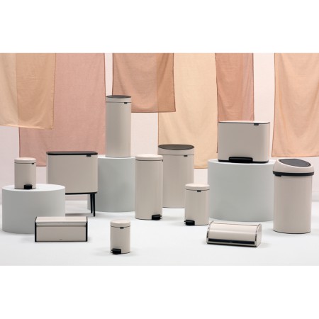 Brabantia Kosz pedałowy NewIcon 30L beżowy